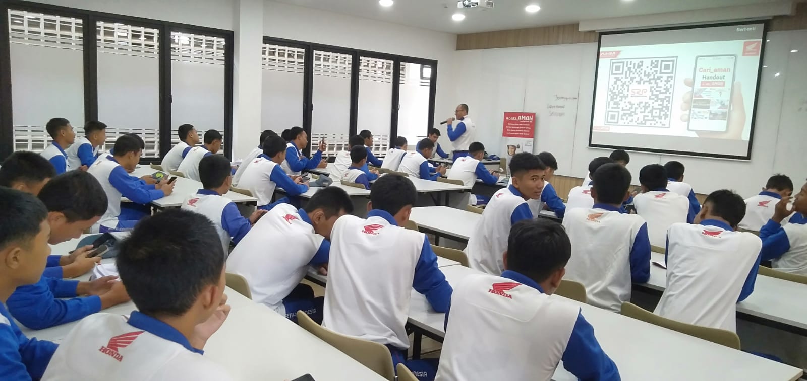 WhatsApp Image 2025-09-13 at 10.04.51